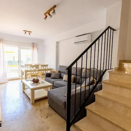 Apartment Lightbooking Alca